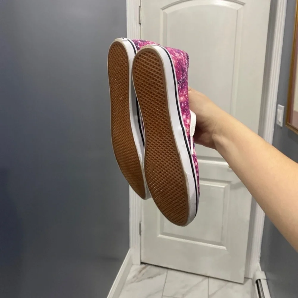 vans - Picture 6 of 6